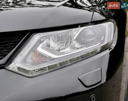 Черный Ниссан ИксТрейл, объемом двигателя 1.6 л и пробегом 160 тыс. км за 17600 $, фото 31 на Automoto.ua