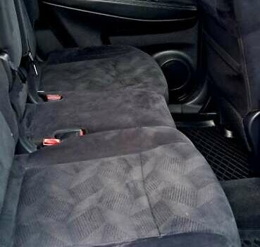 Черный Ниссан ИксТрейл, объемом двигателя 1.6 л и пробегом 202 тыс. км за 17000 $, фото 17 на Automoto.ua