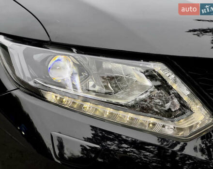 Черный Ниссан ИксТрейл, объемом двигателя 1.6 л и пробегом 160 тыс. км за 17600 $, фото 95 на Automoto.ua