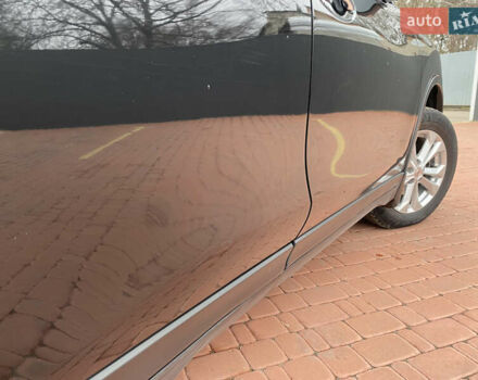 Черный Ниссан ИксТрейл, объемом двигателя 1.6 л и пробегом 210 тыс. км за 12800 $, фото 5 на Automoto.ua