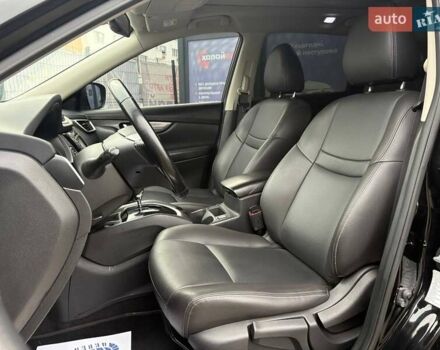 Черный Ниссан ИксТрейл, объемом двигателя 1.6 л и пробегом 184 тыс. км за 18200 $, фото 11 на Automoto.ua