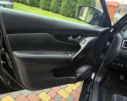 Черный Ниссан ИксТрейл, объемом двигателя 1.6 л и пробегом 2 тыс. км за 7500 $, фото 12 на Automoto.ua