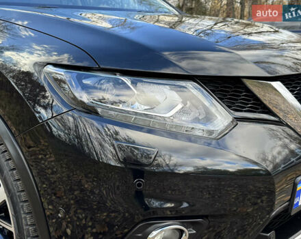 Черный Ниссан ИксТрейл, объемом двигателя 1.6 л и пробегом 215 тыс. км за 18200 $, фото 10 на Automoto.ua