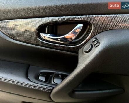 Черный Ниссан ИксТрейл, объемом двигателя 2 л и пробегом 220 тыс. км за 17990 $, фото 58 на Automoto.ua