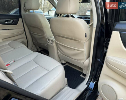 Черный Ниссан ИксТрейл, объемом двигателя 1.6 л и пробегом 215 тыс. км за 18200 $, фото 24 на Automoto.ua