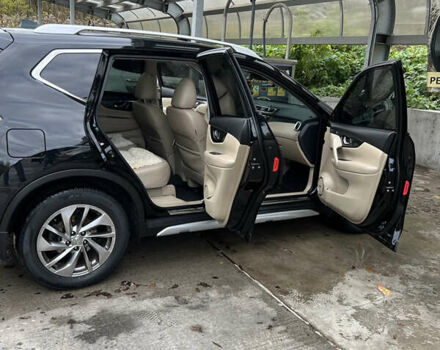 Черный Ниссан ИксТрейл, объемом двигателя 2.49 л и пробегом 92 тыс. км за 22000 $, фото 22 на Automoto.ua