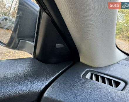 Черный Ниссан ИксТрейл, объемом двигателя 1.6 л и пробегом 215 тыс. км за 18200 $, фото 32 на Automoto.ua