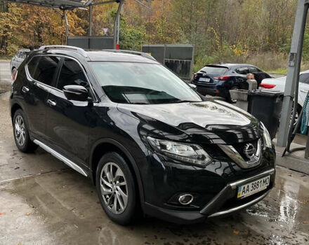Черный Ниссан ИксТрейл, объемом двигателя 2.49 л и пробегом 92 тыс. км за 22000 $, фото 2 на Automoto.ua