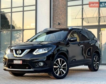 Черный Ниссан ИксТрейл, объемом двигателя 2 л и пробегом 220 тыс. км за 17990 $, фото 2 на Automoto.ua