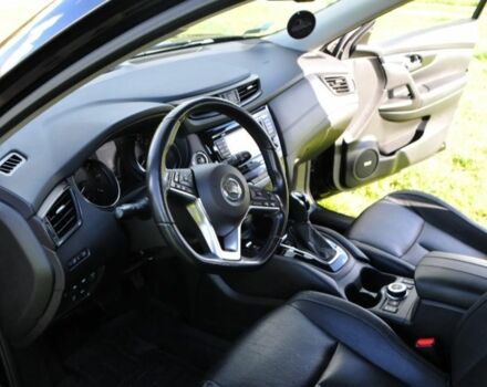 Черный Ниссан ИксТрейл, объемом двигателя 2 л и пробегом 169 тыс. км за 7953 $, фото 5 на Automoto.ua