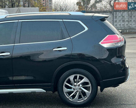 Черный Ниссан ИксТрейл, объемом двигателя 2.5 л и пробегом 92 тыс. км за 22990 $, фото 6 на Automoto.ua