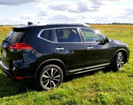 Черный Ниссан ИксТрейл, объемом двигателя 2 л и пробегом 169 тыс. км за 7953 $, фото 2 на Automoto.ua