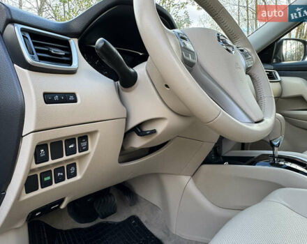 Черный Ниссан ИксТрейл, объемом двигателя 1.6 л и пробегом 215 тыс. км за 18200 $, фото 19 на Automoto.ua