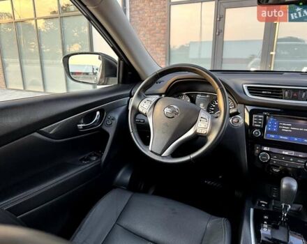 Черный Ниссан ИксТрейл, объемом двигателя 2 л и пробегом 220 тыс. км за 17990 $, фото 40 на Automoto.ua