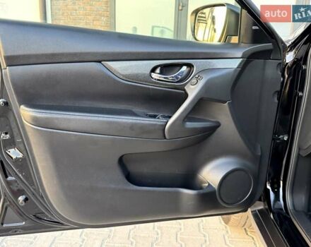 Черный Ниссан ИксТрейл, объемом двигателя 2 л и пробегом 220 тыс. км за 17990 $, фото 31 на Automoto.ua