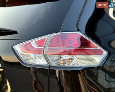 Черный Ниссан ИксТрейл, объемом двигателя 2 л и пробегом 220 тыс. км за 17990 $, фото 26 на Automoto.ua