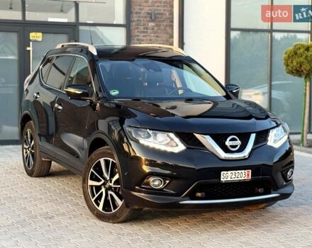 Черный Ниссан ИксТрейл, объемом двигателя 2 л и пробегом 220 тыс. км за 17990 $, фото 7 на Automoto.ua