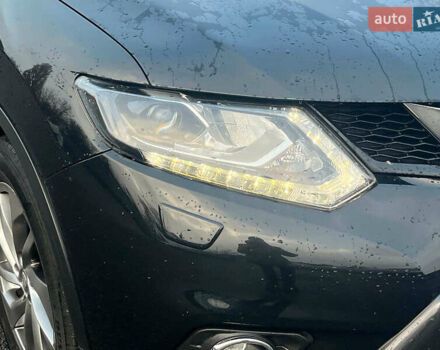 Черный Ниссан ИксТрейл, объемом двигателя 2.5 л и пробегом 92 тыс. км за 22990 $, фото 1 на Automoto.ua