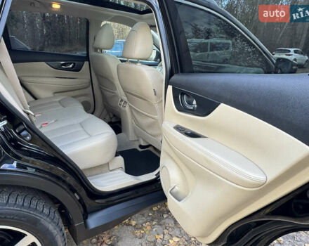 Черный Ниссан ИксТрейл, объемом двигателя 1.6 л и пробегом 215 тыс. км за 18200 $, фото 23 на Automoto.ua