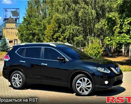 Черный Ниссан ИксТрейл, объемом двигателя 1.6 л и пробегом 93 тыс. км за 19500 $, фото 3 на Automoto.ua