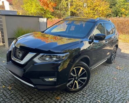 Черный Ниссан ИксТрейл, объемом двигателя 2 л и пробегом 50 тыс. км за 12300 $, фото 2 на Automoto.ua