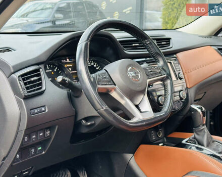 Чорний Ніссан ІксТрейл, об'ємом двигуна 1.6 л та пробігом 246 тис. км за 18500 $, фото 15 на Automoto.ua