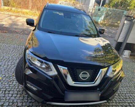 Черный Ниссан ИксТрейл, объемом двигателя 2 л и пробегом 50 тыс. км за 12300 $, фото 1 на Automoto.ua