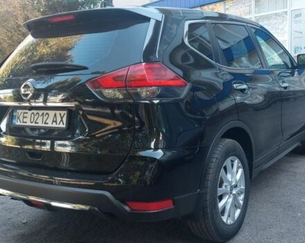 Черный Ниссан ИксТрейл, объемом двигателя 2 л и пробегом 156 тыс. км за 17000 $, фото 2 на Automoto.ua