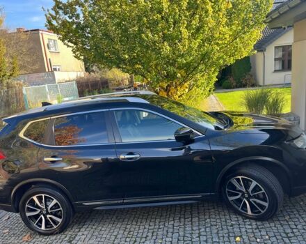 Черный Ниссан ИксТрейл, объемом двигателя 2 л и пробегом 50 тыс. км за 12300 $, фото 3 на Automoto.ua