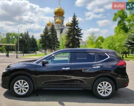 Черный Ниссан ИксТрейл, объемом двигателя 1.6 л и пробегом 65 тыс. км за 24200 $, фото 3 на Automoto.ua