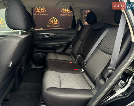 Черный Ниссан ИксТрейл, объемом двигателя 2 л и пробегом 129 тыс. км за 18300 $, фото 9 на Automoto.ua