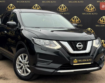 Черный Ниссан ИксТрейл, объемом двигателя 2 л и пробегом 129 тыс. км за 18300 $, фото 6 на Automoto.ua