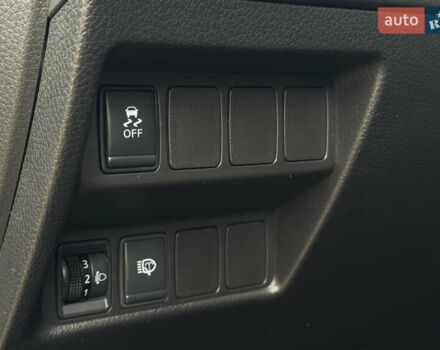 Черный Ниссан ИксТрейл, объемом двигателя 2 л и пробегом 129 тыс. км за 18300 $, фото 14 на Automoto.ua