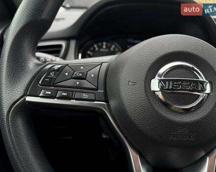 Черный Ниссан ИксТрейл, объемом двигателя 2 л и пробегом 129 тыс. км за 18300 $, фото 20 на Automoto.ua
