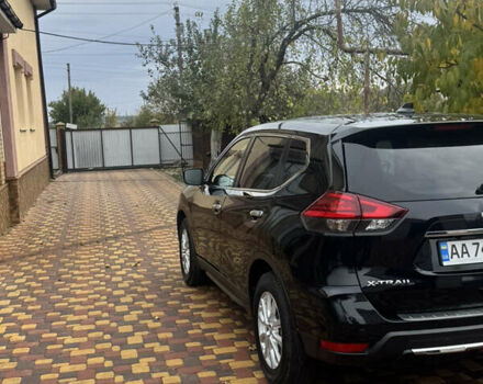 Ніссан ІксТрейл 2019 у Глухове на Automoto.ua Чорний Ніссан ІксТрейл, об'ємом двигуна 2 л та пробігом 98 тис. км за 19800 $, фото 6 на Automoto.ua