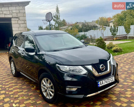 Ніссан ІксТрейл 2019 у Глухове на Automoto.ua Чорний Ніссан ІксТрейл, об'ємом двигуна 2 л та пробігом 98 тис. км за 19800 $, фото 1 на Automoto.ua