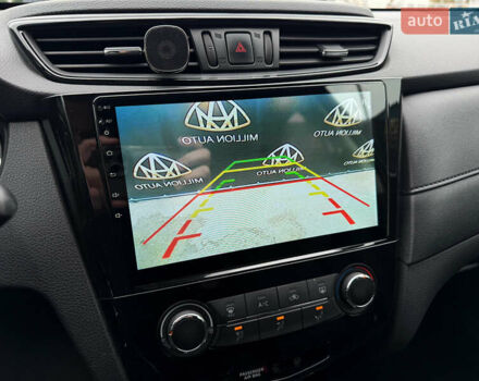 Черный Ниссан ИксТрейл, объемом двигателя 2 л и пробегом 129 тыс. км за 18300 $, фото 24 на Automoto.ua