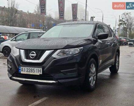 Черный Ниссан ИксТрейл, объемом двигателя 2 л и пробегом 133 тыс. км за 17900 $, фото 1 на Automoto.ua