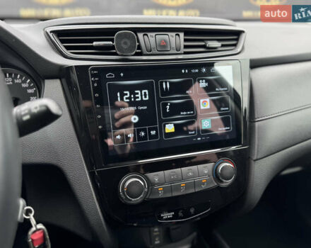 Черный Ниссан ИксТрейл, объемом двигателя 2 л и пробегом 129 тыс. км за 18300 $, фото 22 на Automoto.ua