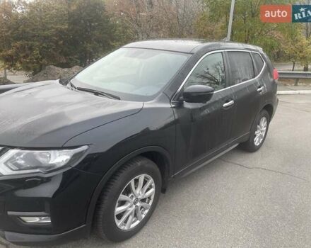 Черный Ниссан ИксТрейл, объемом двигателя 2.49 л и пробегом 83 тыс. км за 23500 $, фото 2 на Automoto.ua