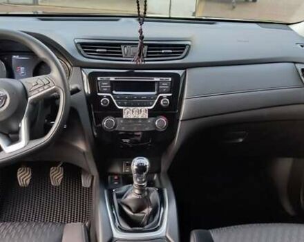 Чорний Ніссан ІксТрейл, об'ємом двигуна 2 л та пробігом 15 тис. км за 28000 $, фото 19 на Automoto.ua