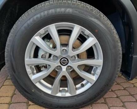 Чорний Ніссан ІксТрейл, об'ємом двигуна 2 л та пробігом 15 тис. км за 28000 $, фото 8 на Automoto.ua