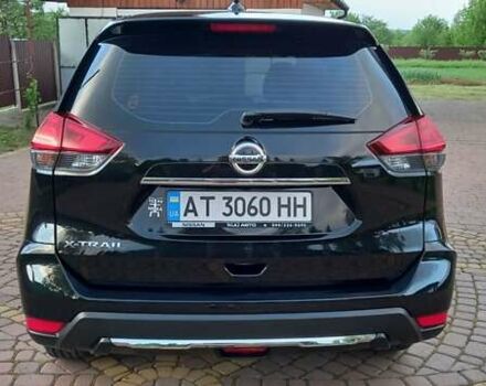 Чорний Ніссан ІксТрейл, об'ємом двигуна 2 л та пробігом 15 тис. км за 28000 $, фото 1 на Automoto.ua