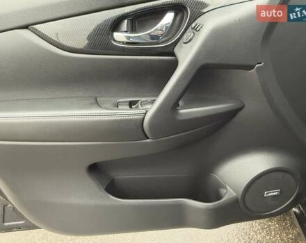 Черный Ниссан ИксТрейл, объемом двигателя 2 л и пробегом 80 тыс. км за 21900 $, фото 14 на Automoto.ua