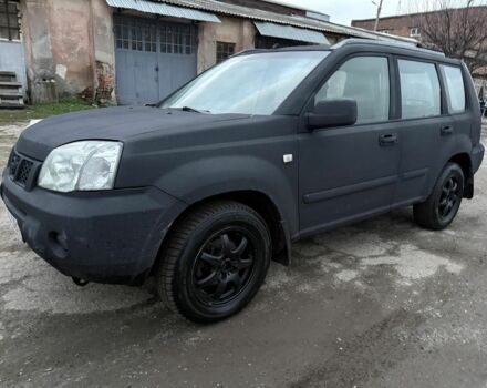 Черный Ниссан ИксТрейл, объемом двигателя 2.2 л и пробегом 278 тыс. км за 2800 $, фото 1 на Automoto.ua