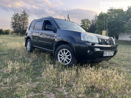 Чорний Ніссан ІксТрейл, об'ємом двигуна 2.2 л та пробігом 222 тис. км за 4444 $, фото 1 на Automoto.ua