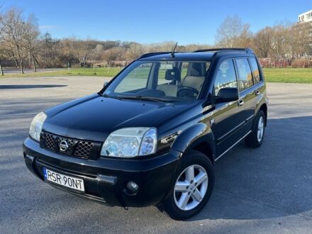 Черный Ниссан ИксТрейл, объемом двигателя 2.2 л и пробегом 279 тыс. км за 3483 $, фото 1 на Automoto.ua