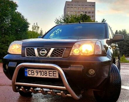 Черный Ниссан ИксТрейл, объемом двигателя 2.2 л и пробегом 270 тыс. км за 6300 $, фото 1 на Automoto.ua