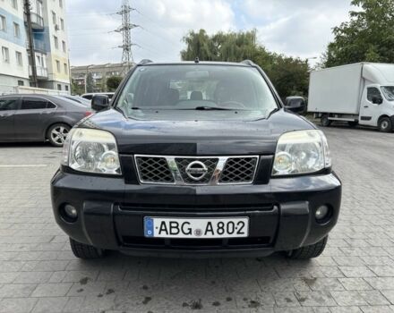 Черный Ниссан ИксТрейл, объемом двигателя 2.2 л и пробегом 206 тыс. км за 4200 $, фото 1 на Automoto.ua
