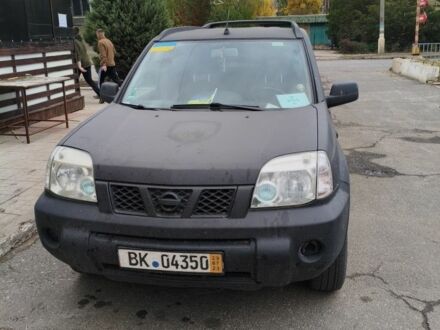 Черный Ниссан ИксТрейл, объемом двигателя 0 л и пробегом 340 тыс. км за 4300 $, фото 1 на Automoto.ua